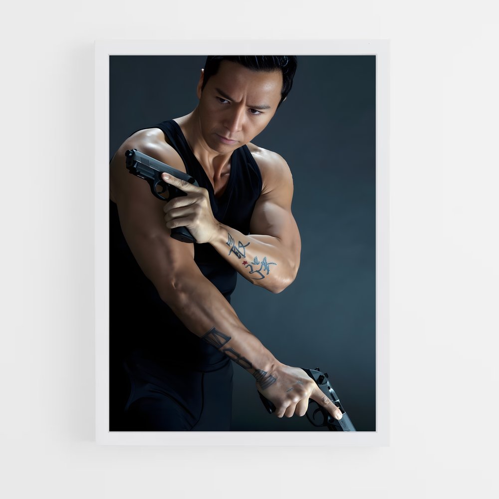Poster L'Homme au Pistolet – affiche Kung Fu (vue 3)